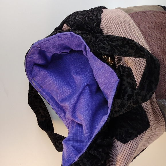 Tote, bag carry all a big purse - Picture 7 of 7